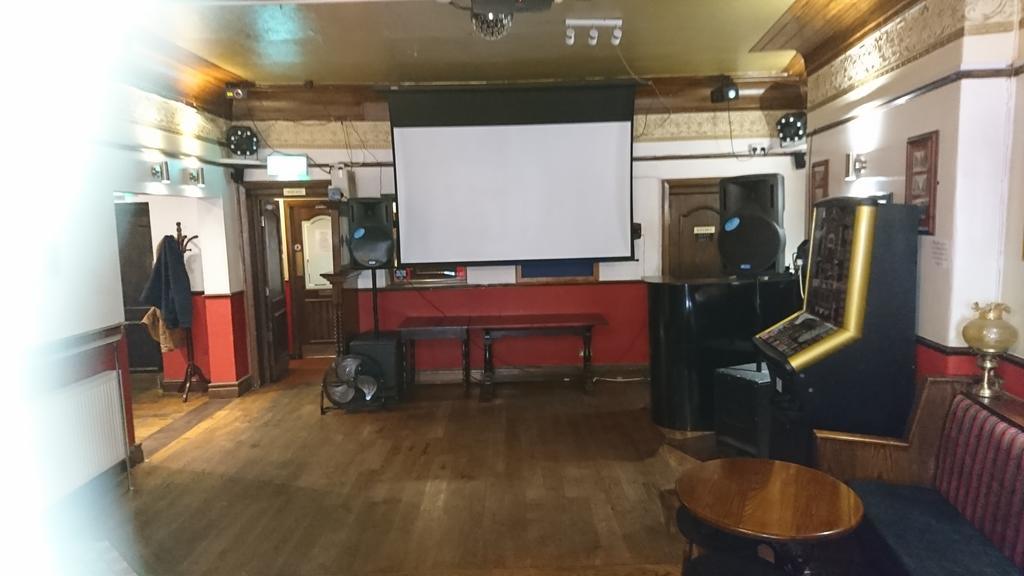 The King'S Head Hotel Keighley Exteriér fotografie